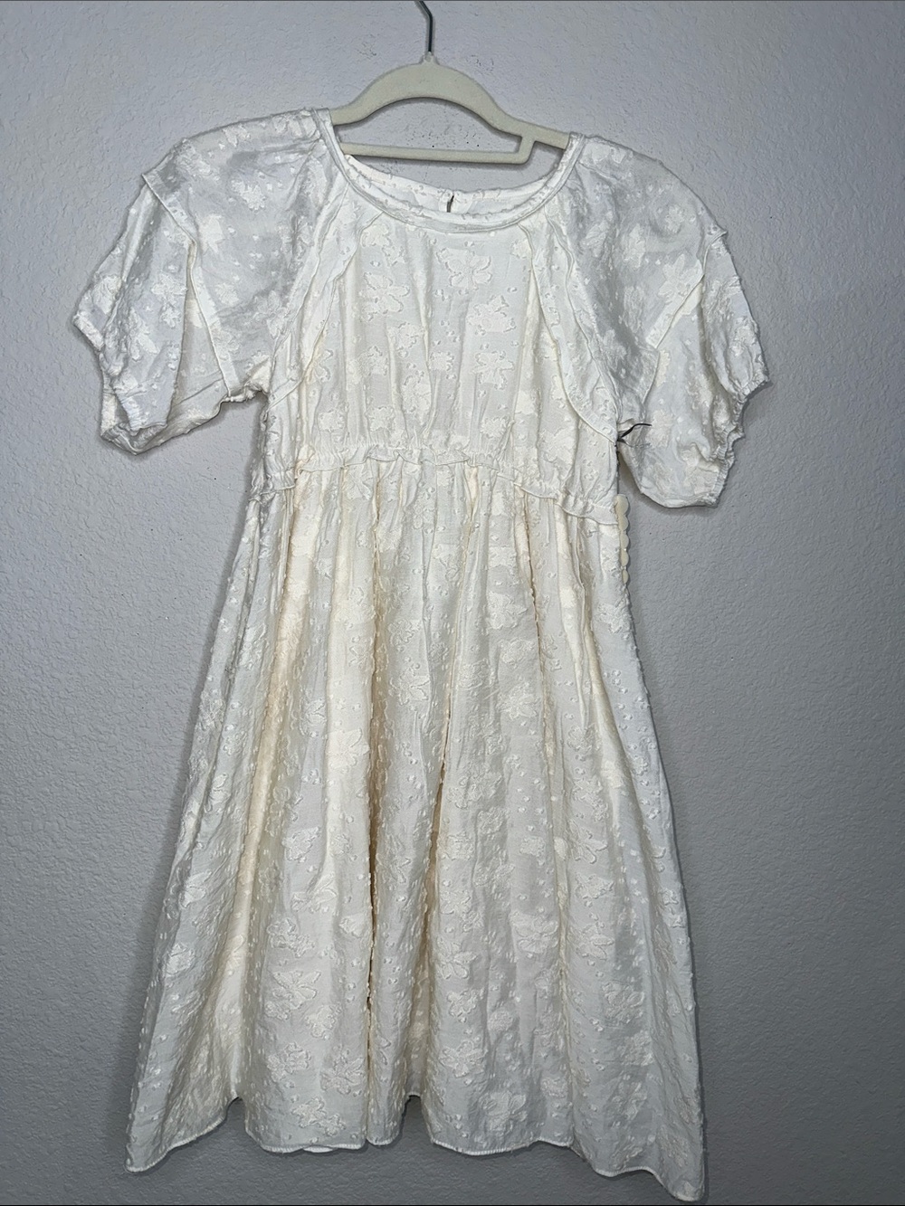 Nannette‎ Ivory Floral Lace Puff-Sleeve Dress